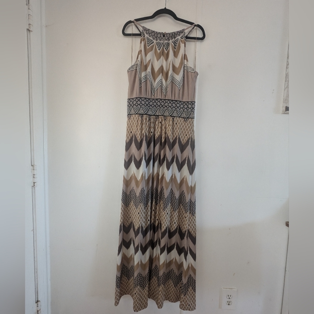 London Times Tan and Brown Chevron Pattern Halter Maxi Dress - Picture 1 of 14